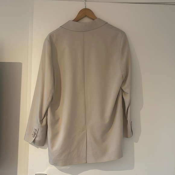 Zara beige blazer - Picture 3 of 3